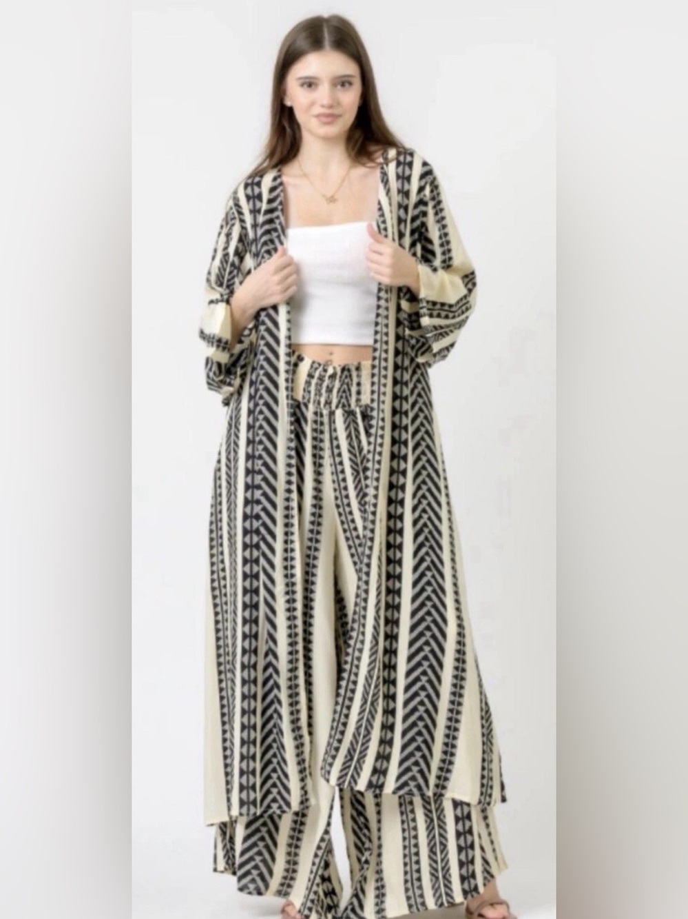 RHEA 100% Viscose Black & Ivory Aztec Kimono With Pockets NWT Size S/M